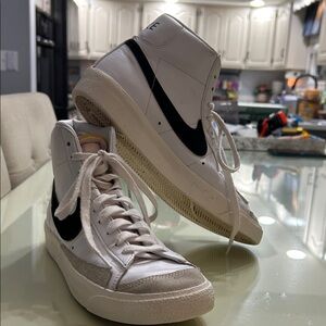 Nike Blazers Sneakers